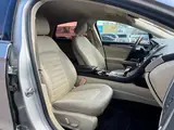 Ford Fusion 2015 — фото 10