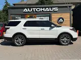 Ford Explorer 2011 — фото 4