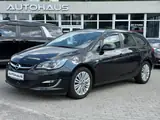 Opel Astra 2013 — фото 3