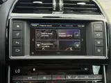 Jaguar XE 2015 — фото 9