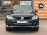 Volkswagen Touareg 2015 — фото 2