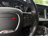 Dodge Challenger 2023 — фото 9