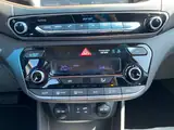 Hyundai Ioniq 2018 — фото 10