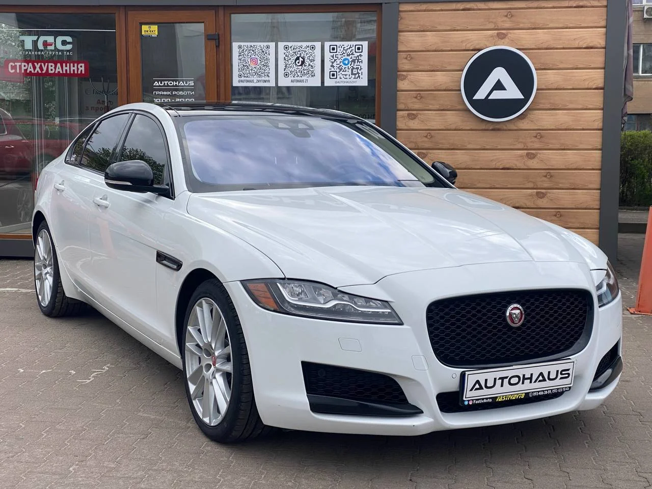 Jaguar XF 2016