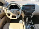 Nissan Pathfinder 2014 — фото 15